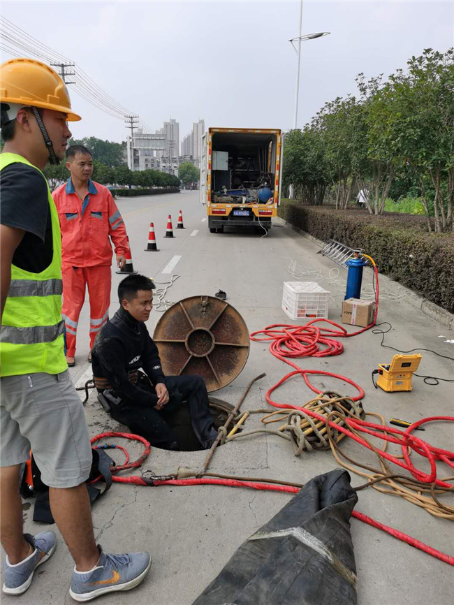 西乡塘翻衬法管道修复技术主要工序