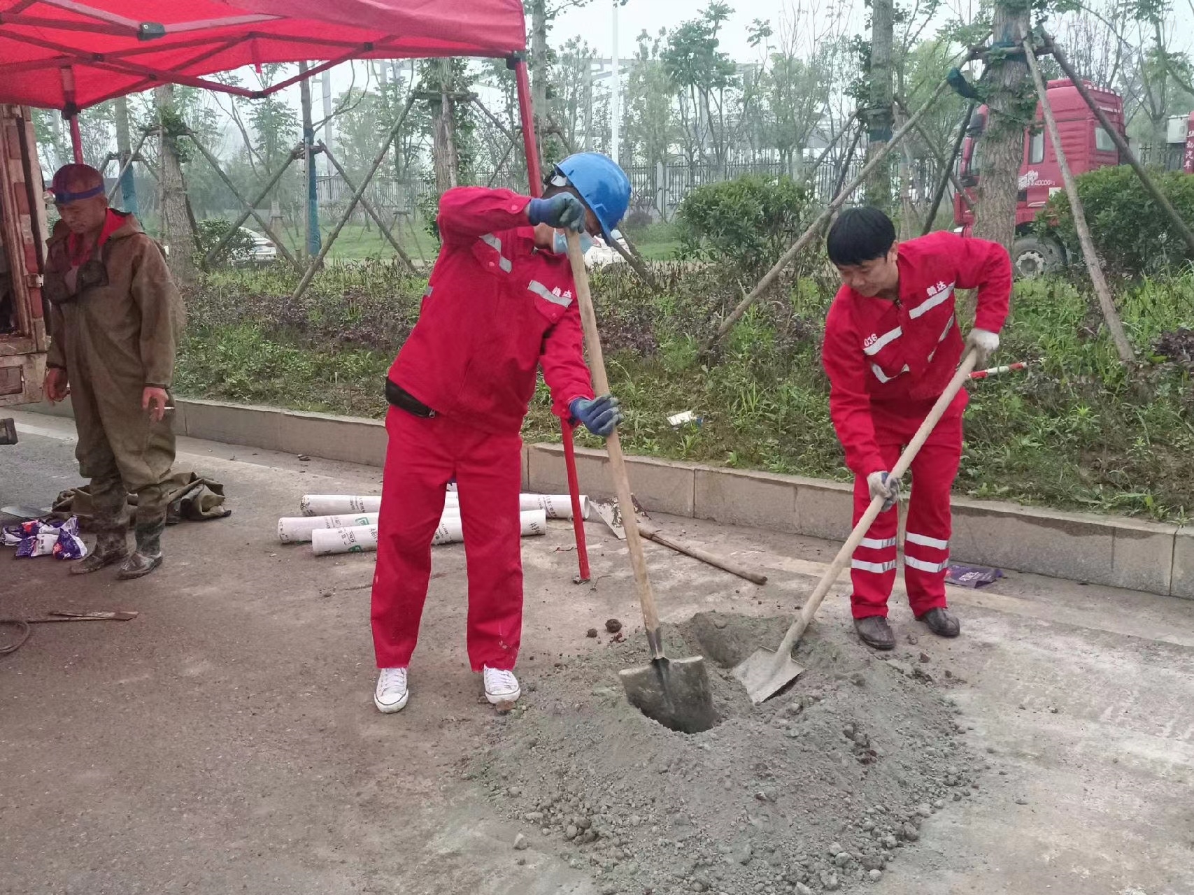 西乡塘管道疏通哪家好】及时进行市政管道清淤
