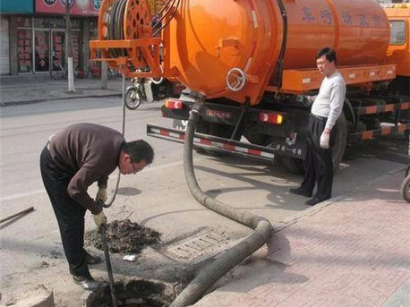 西乡塘清掏化粪池，健康生活从这里开始